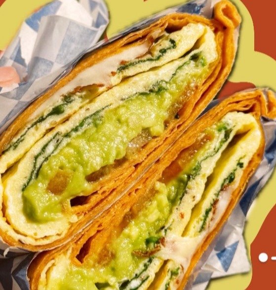 Eggcellent sandwich with egg, avocado and spinach